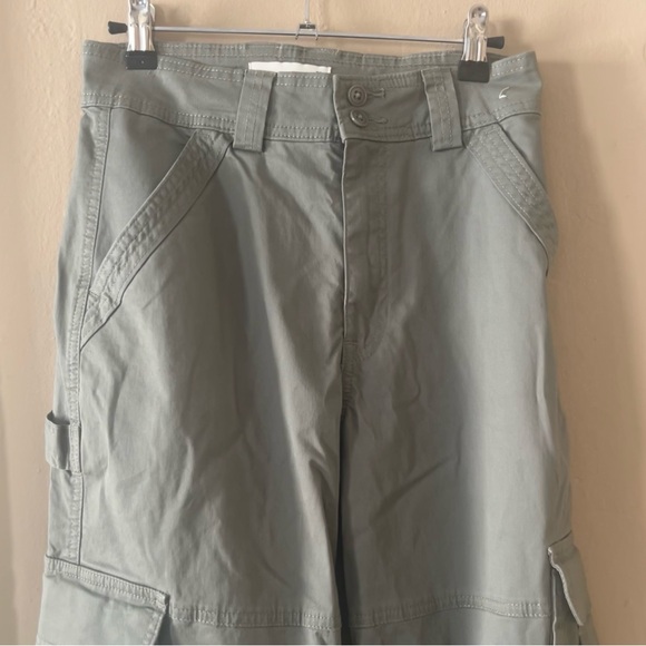 nwot! abercrombie & fitch • high rise army green cargo pants with pockets - Picture 14 of 15